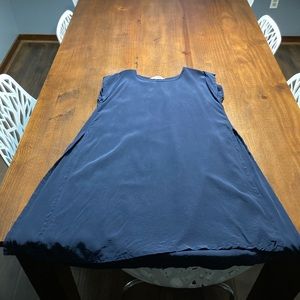 Elizabeth Suzann ES Josephine tunic. Size Small. Fit is generous.